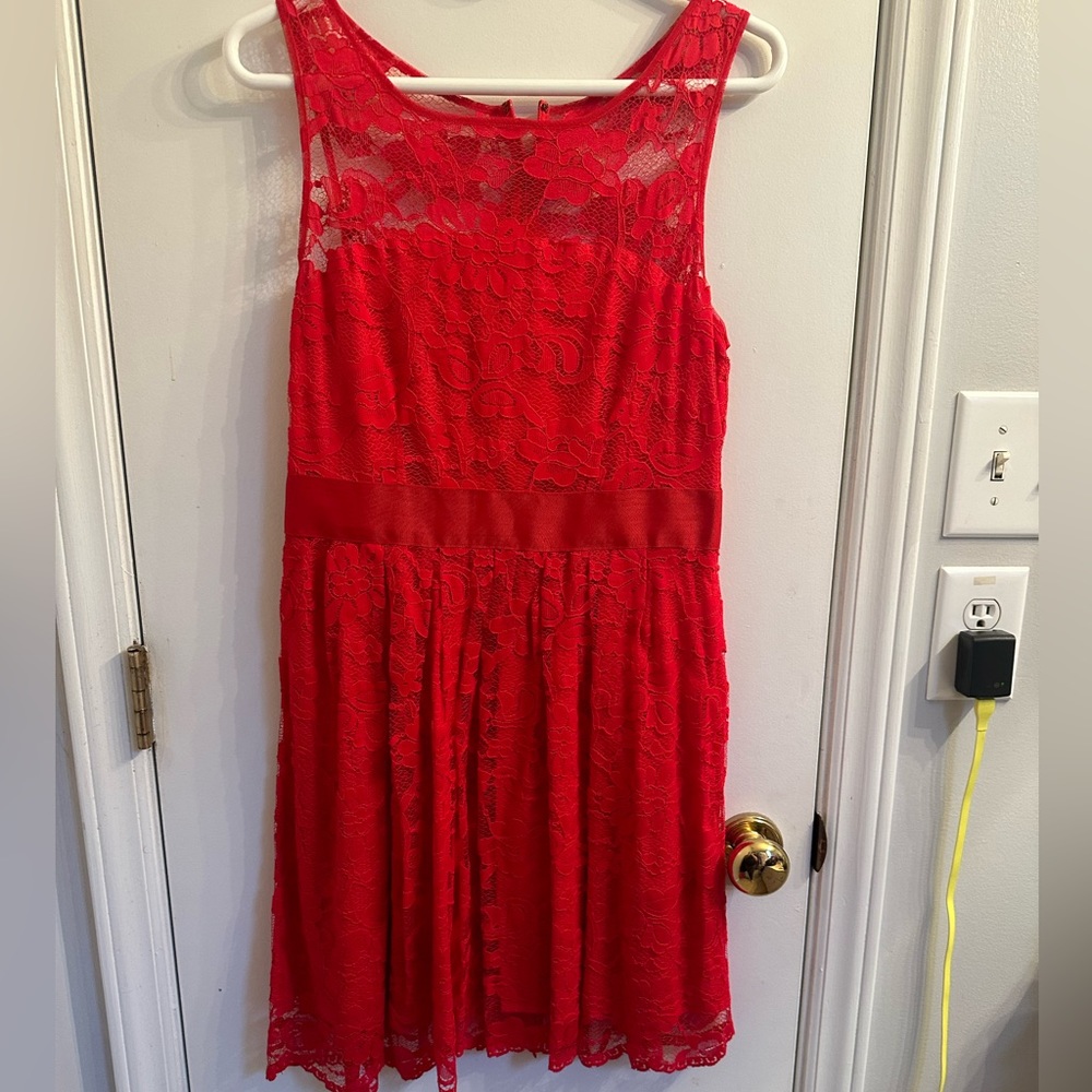 BB Dakota Red Lace Dress Size 8